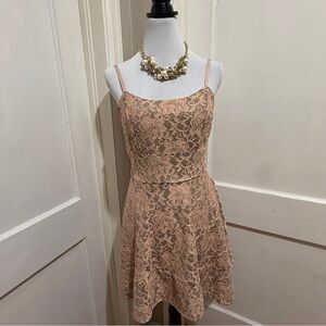 Windsor sparkly lace, heavy weight cocktail dress semi formal